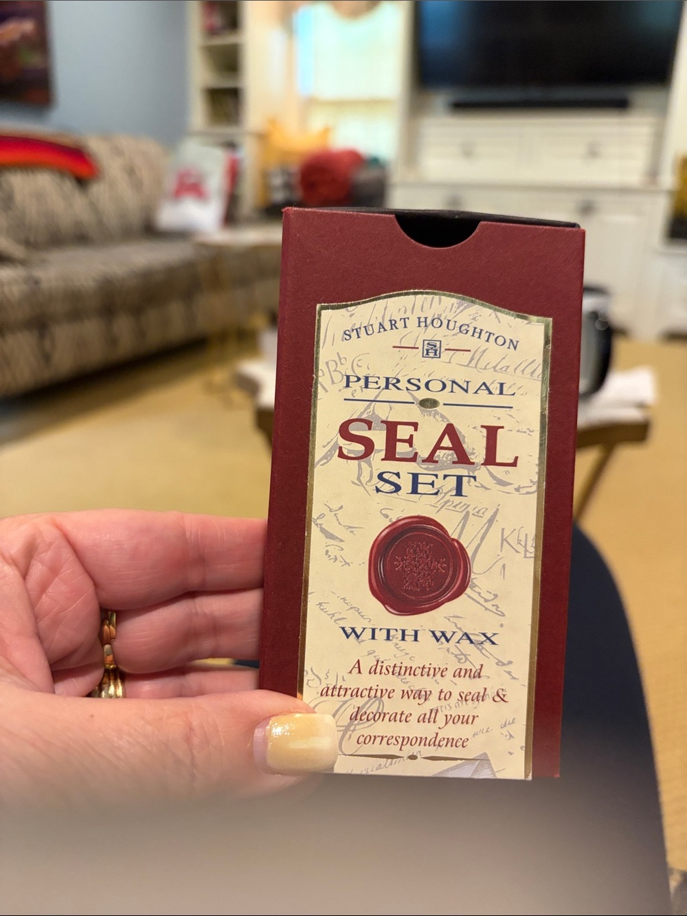 Persona Personal Seal Set with Red and Cream Packaging